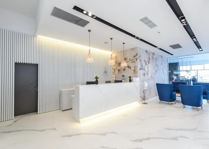 Mirage 4* إيفوري نورد