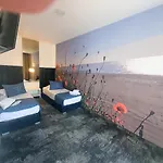 فندق Mirage 4*