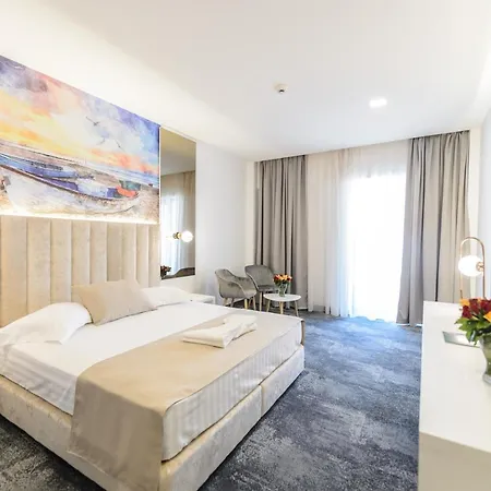 Hotel Mirage