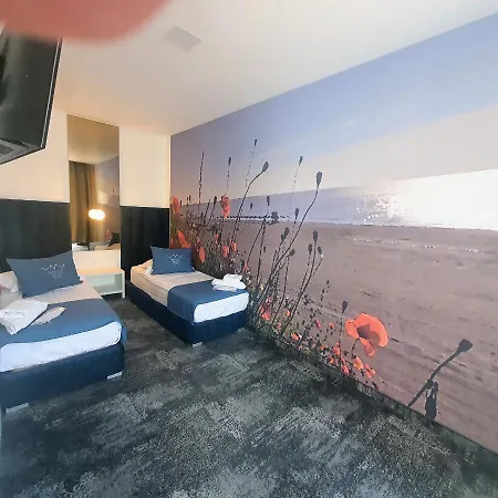 Hotel Mirage 4*